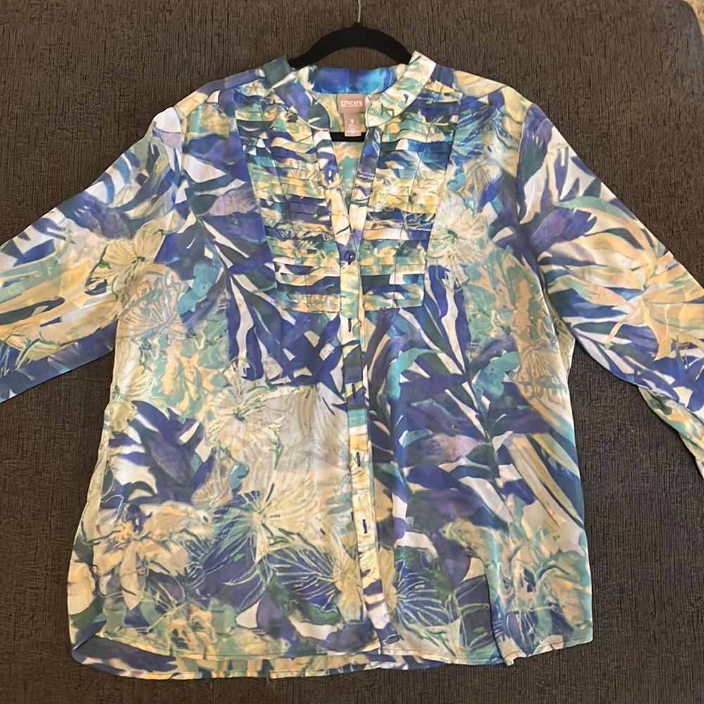 Blue pattern blouse